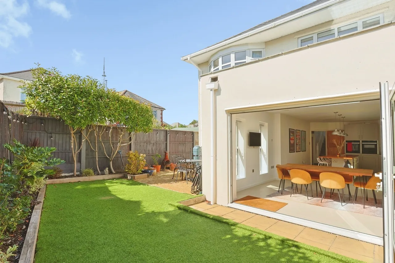 Decies Road, Poole, BH14, photo 17