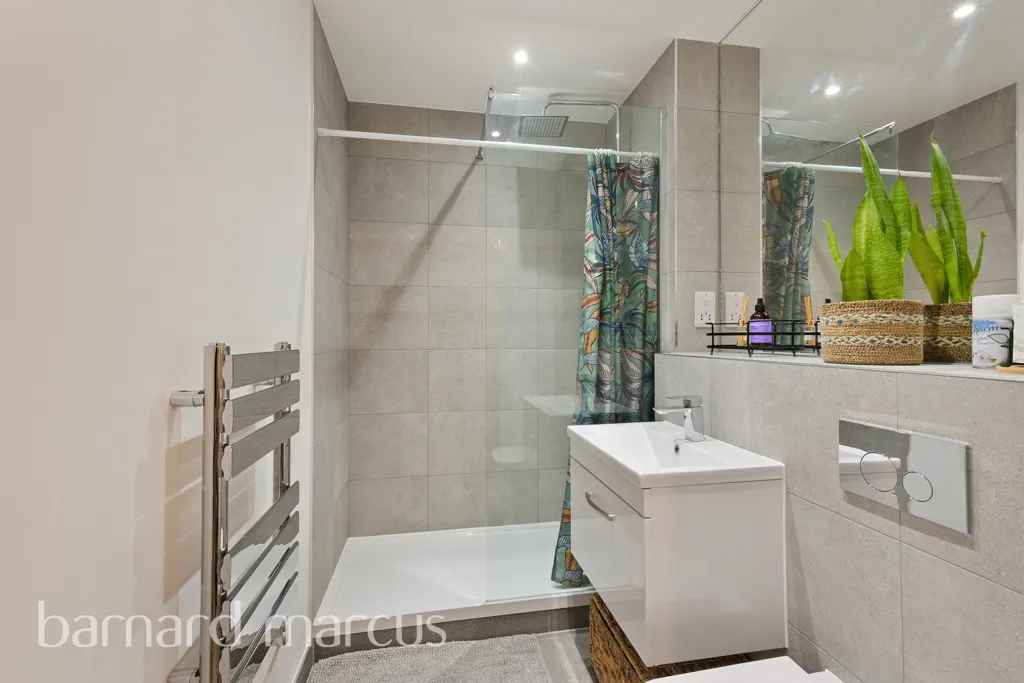 Windmill Lane, Hanwell, UB2, photo 6