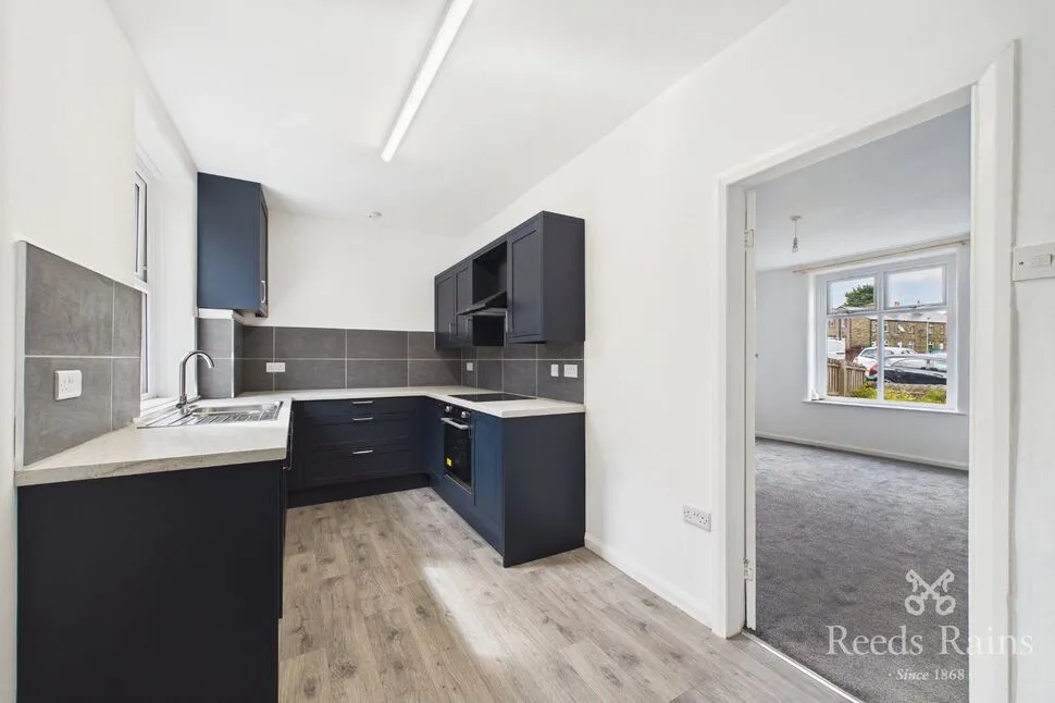 Rose Avenue, Cowlersley, West Yorkshire, HD4, photo 3