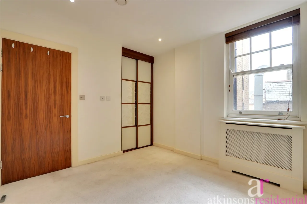 Silver Street, Enfield, Middlesex, EN1 3EF, photo 9