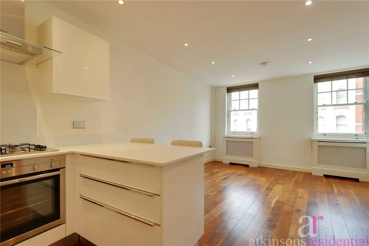 Silver Street, Enfield, Middlesex, EN1 3EF, photo 3