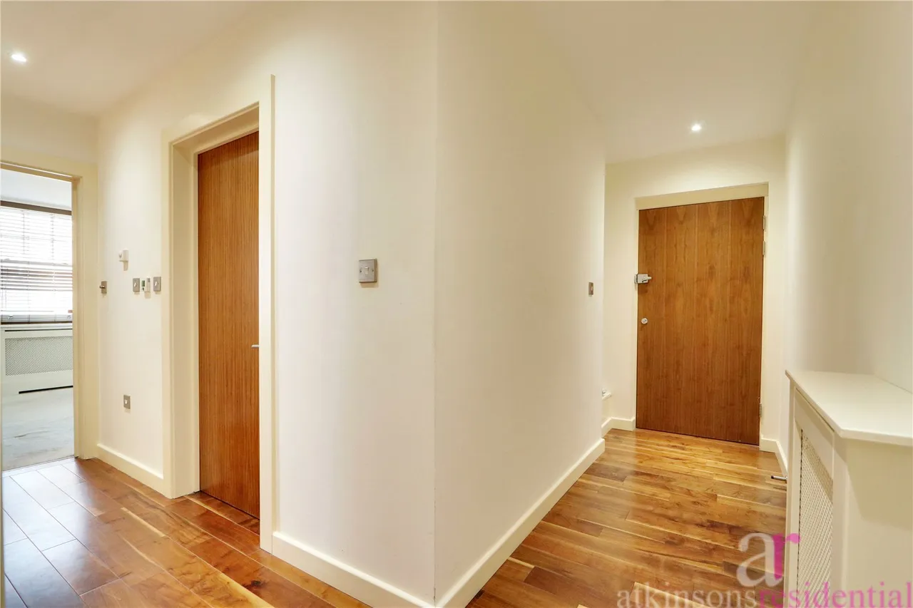 Silver Street, Enfield, Middlesex, EN1 3EF, photo 11