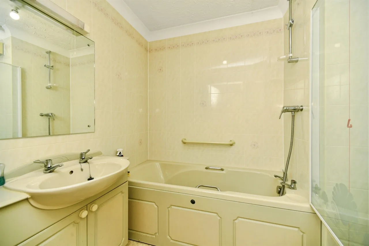 St. Peters Close, Hove, BN3, photo 12