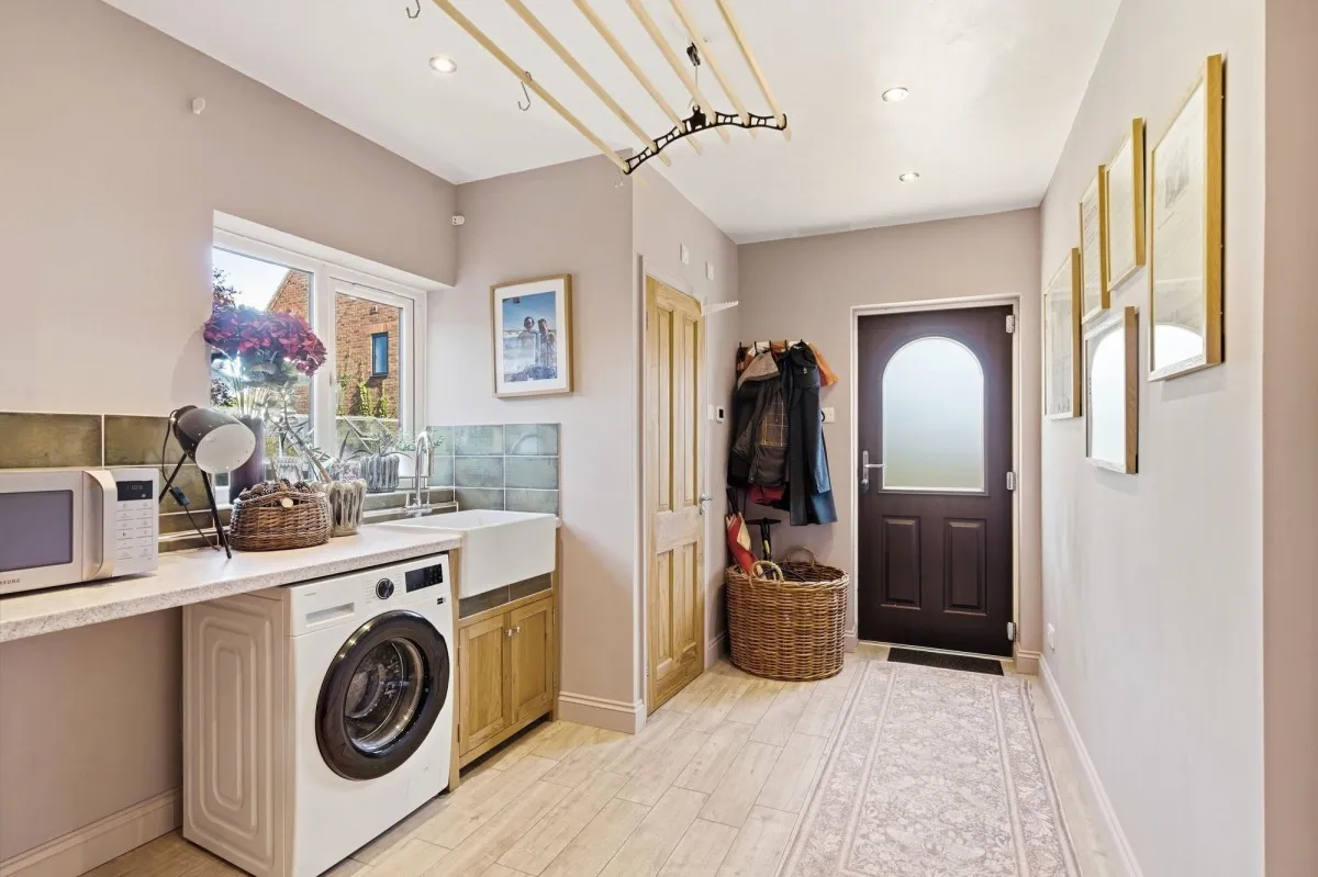 Wood End, Bluntisham, PE28, photo 5