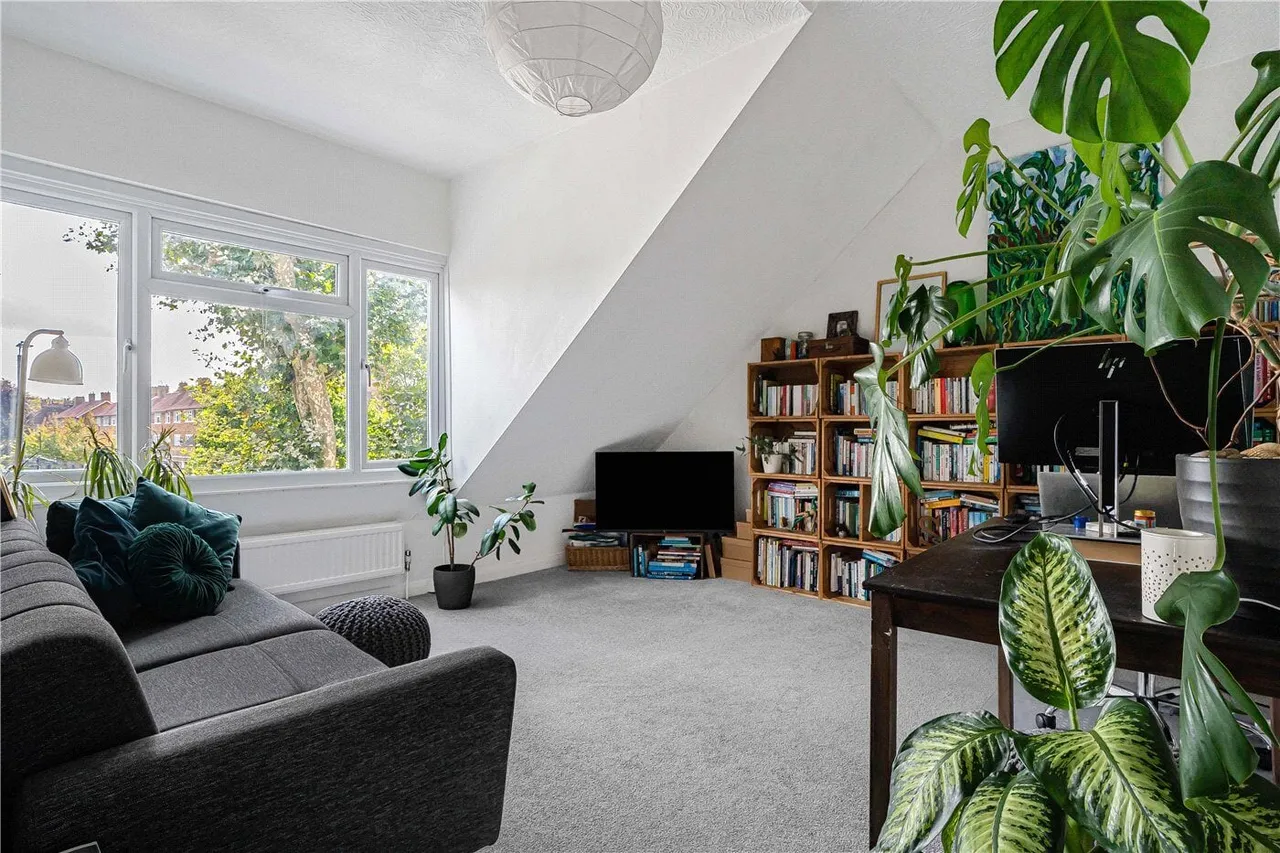 Priory Avenue, London, N8, photo 3
