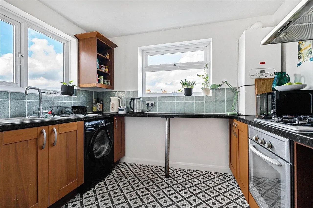 Priory Avenue, London, N8, photo 5