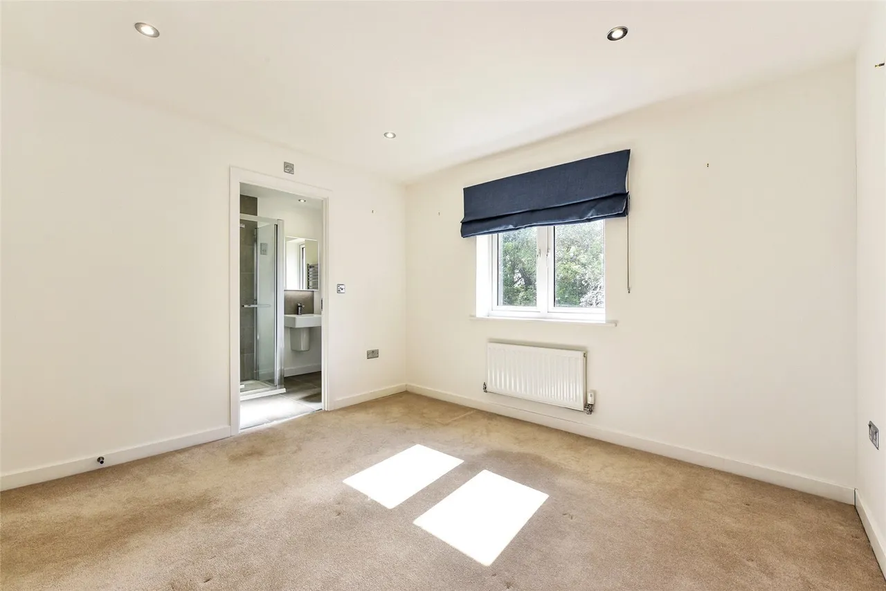Nine Acres, West Broyle, PO19, photo 16