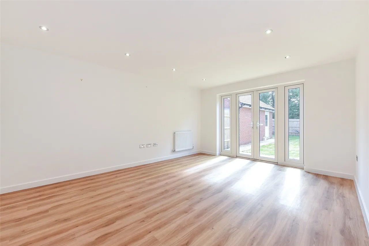 Nine Acres, West Broyle, PO19, photo 5