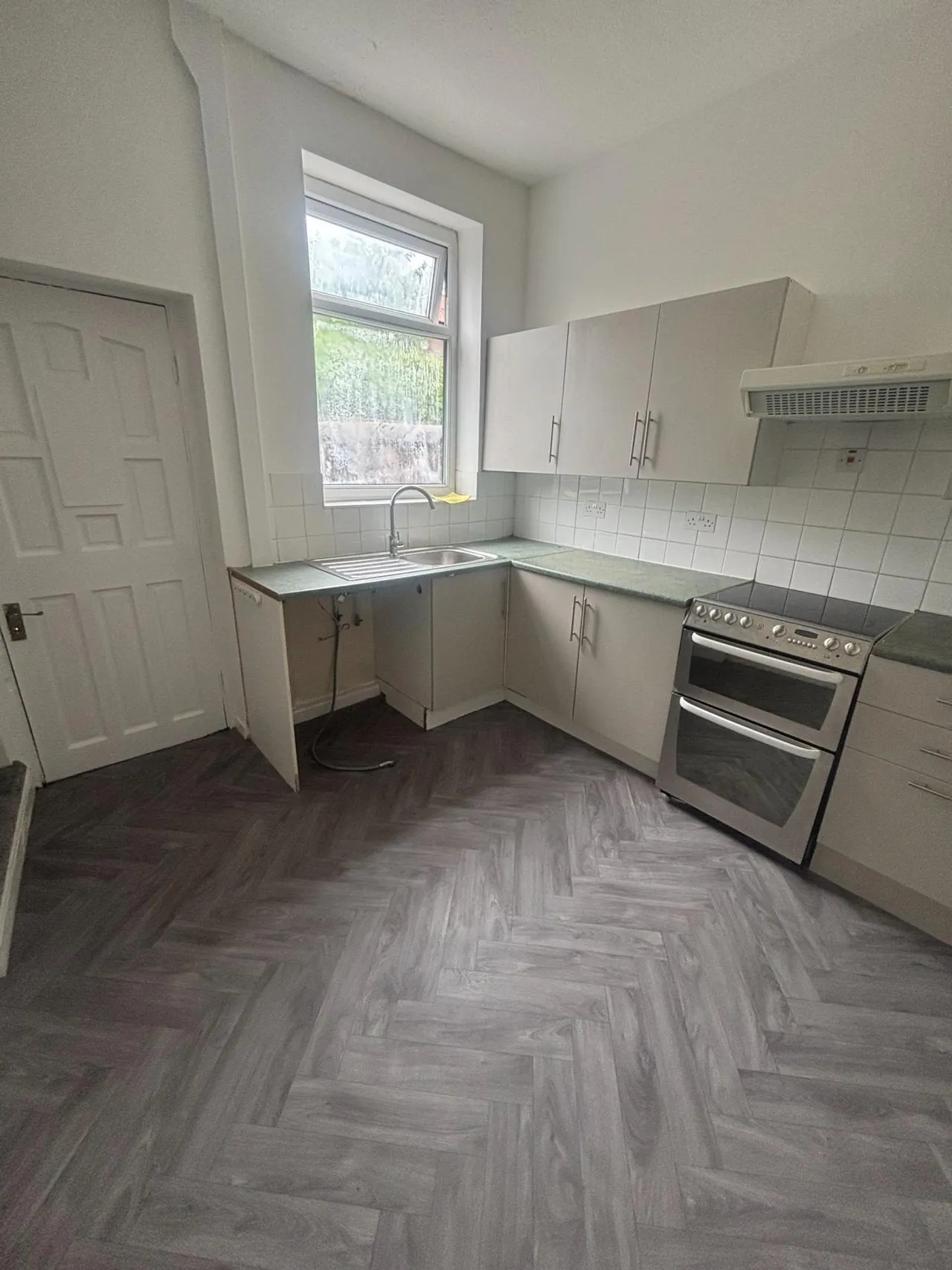 Cedar Street, Ashton-Under-Lyne, OL6, photo 3