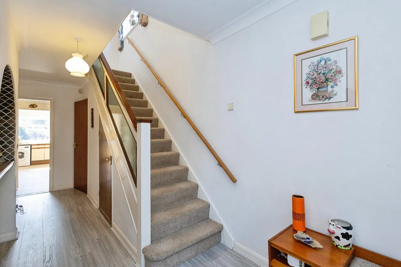 Idsworth Road, Waterlooville, PO8, photo 3