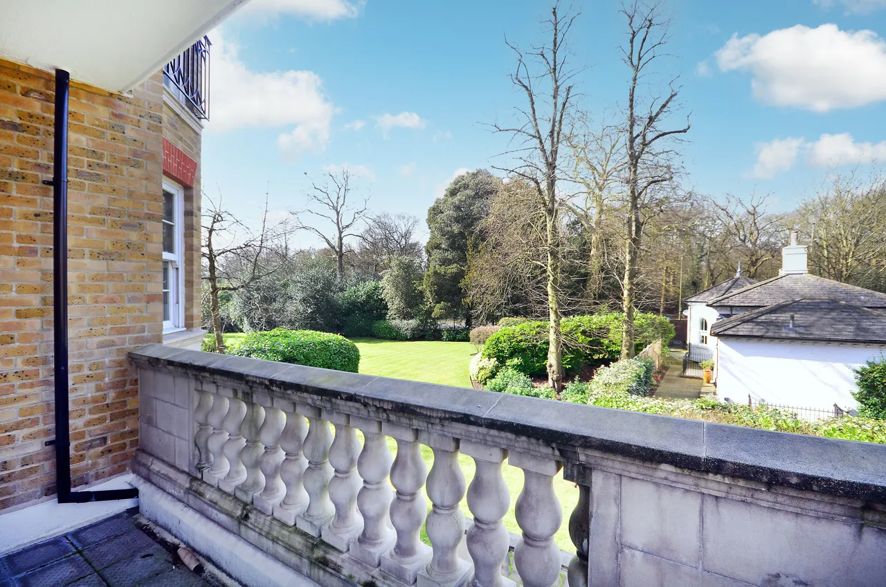 London, SW19, photo 15
