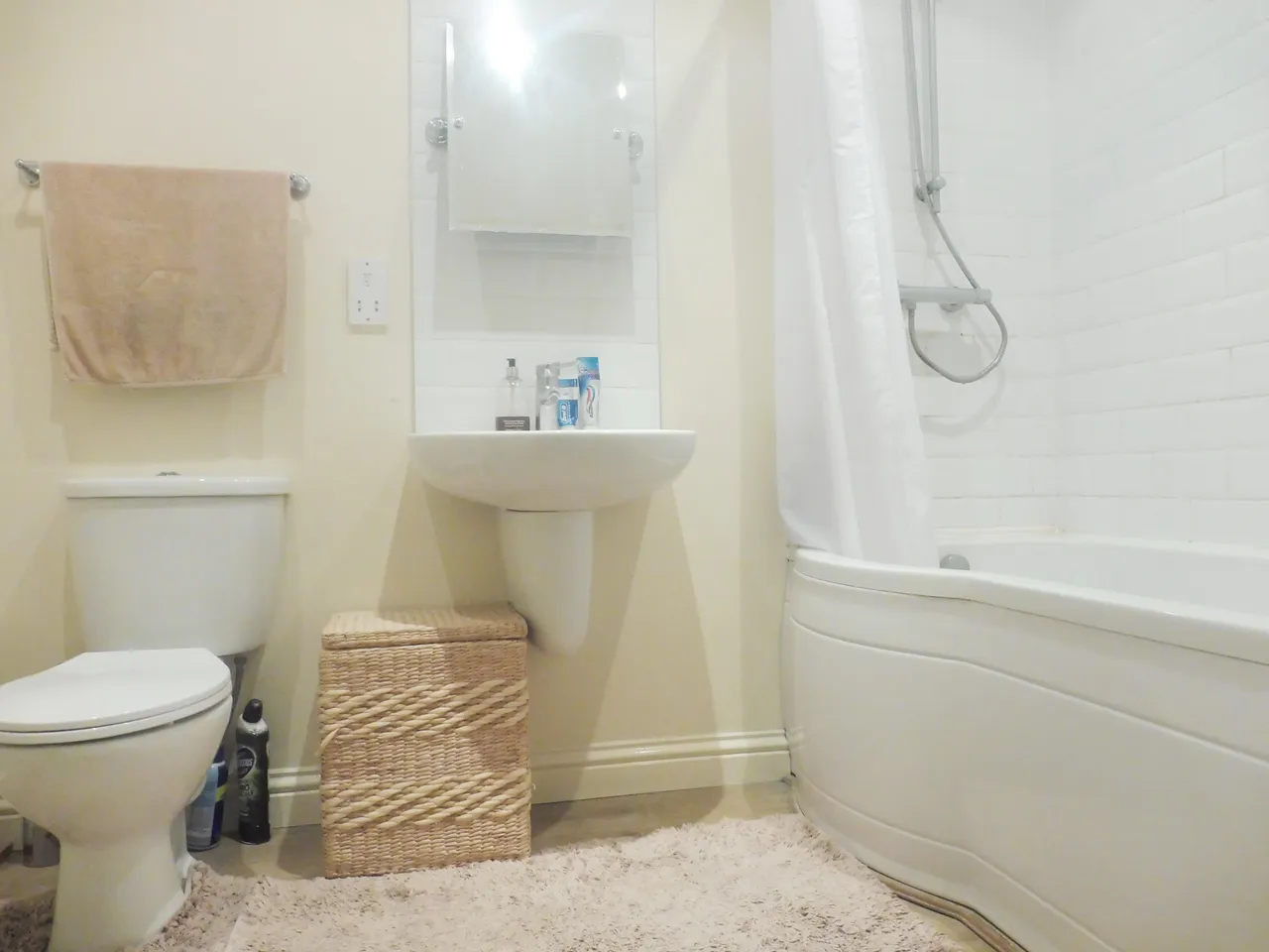 Old Dairy Close, Salisbury, SP2, photo 9