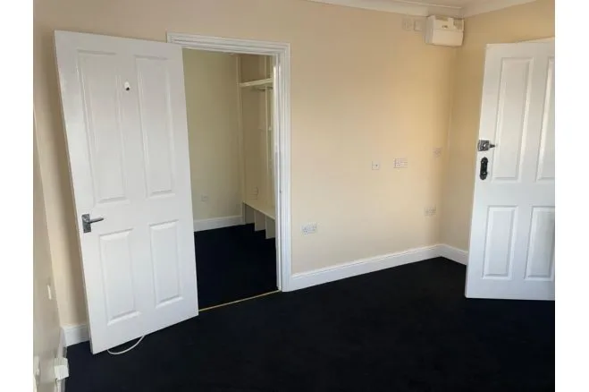 Blunt Road, South Croydon, CR2, photo 3