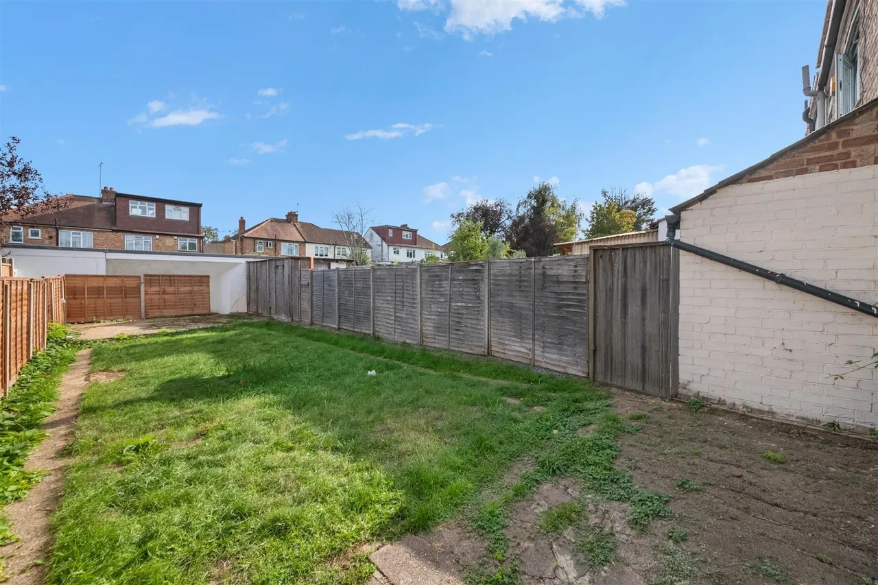 Crofts Road, Harrow, photo 7