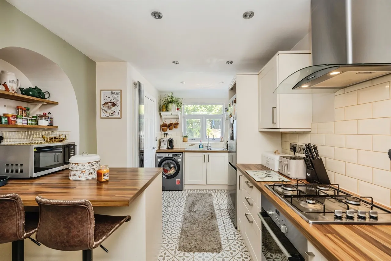 Oakfield Street, Swansea, SA4, photo 12