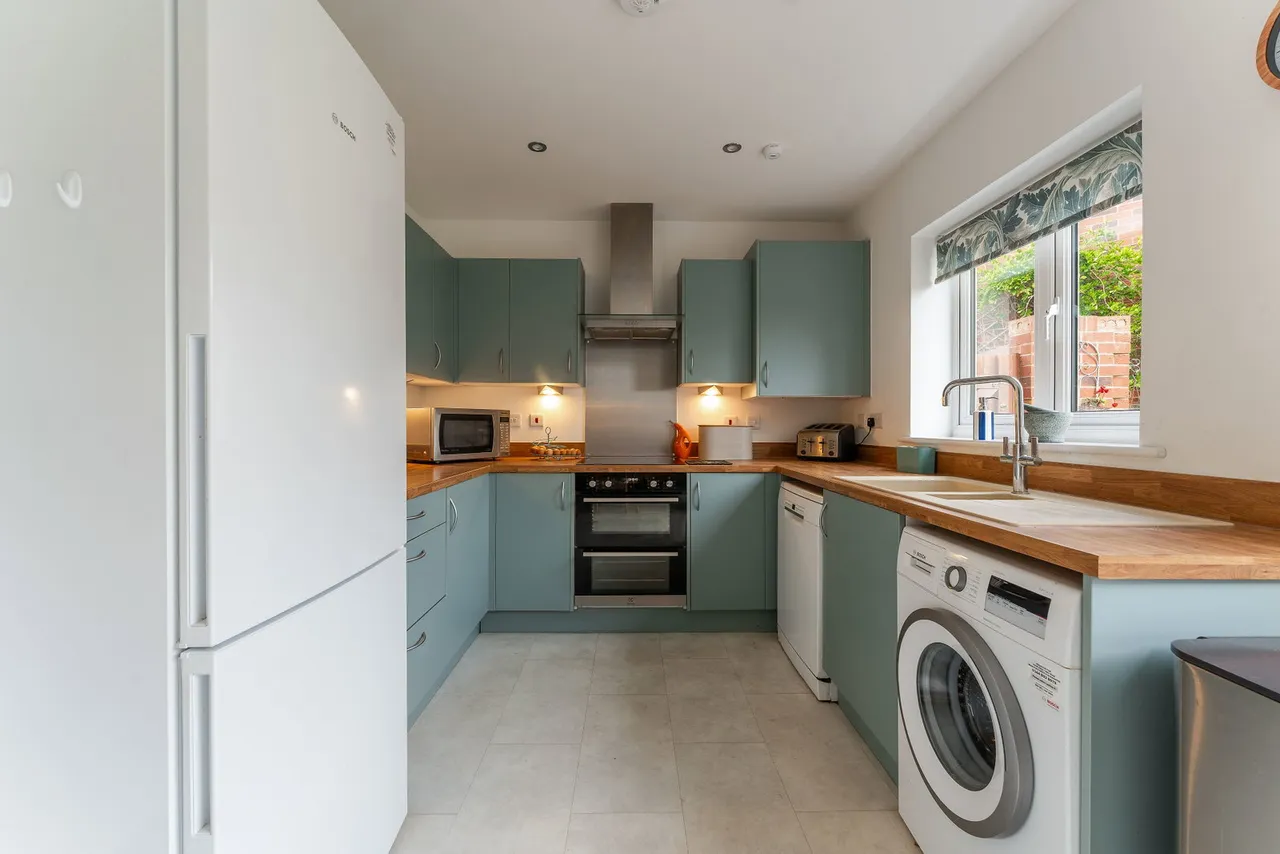 Melchester Road, Salisbury, SP2, photo 5