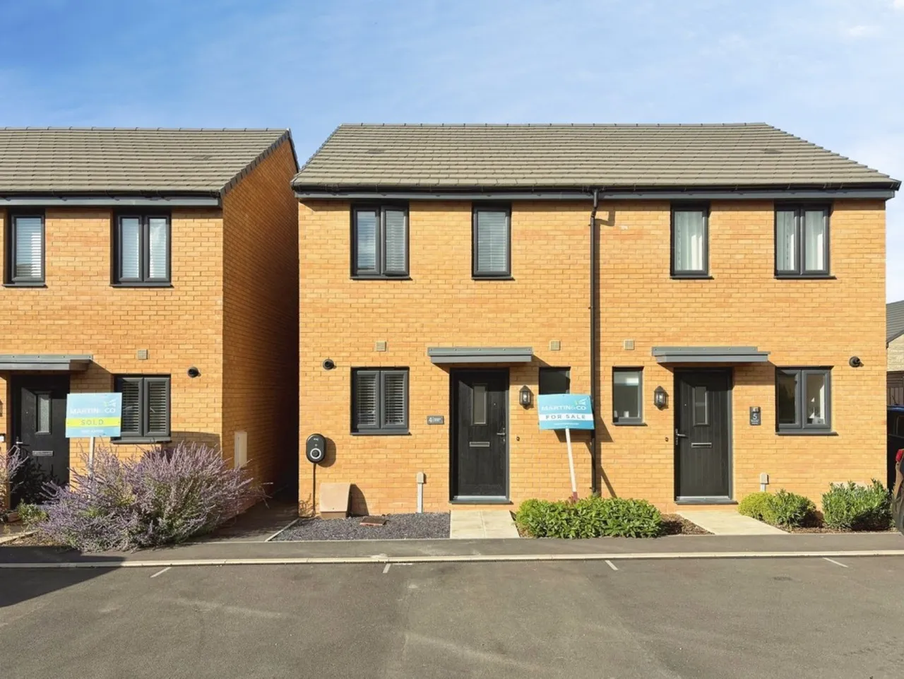 2 bed house for sale — Reader Mews, Crewkerne
