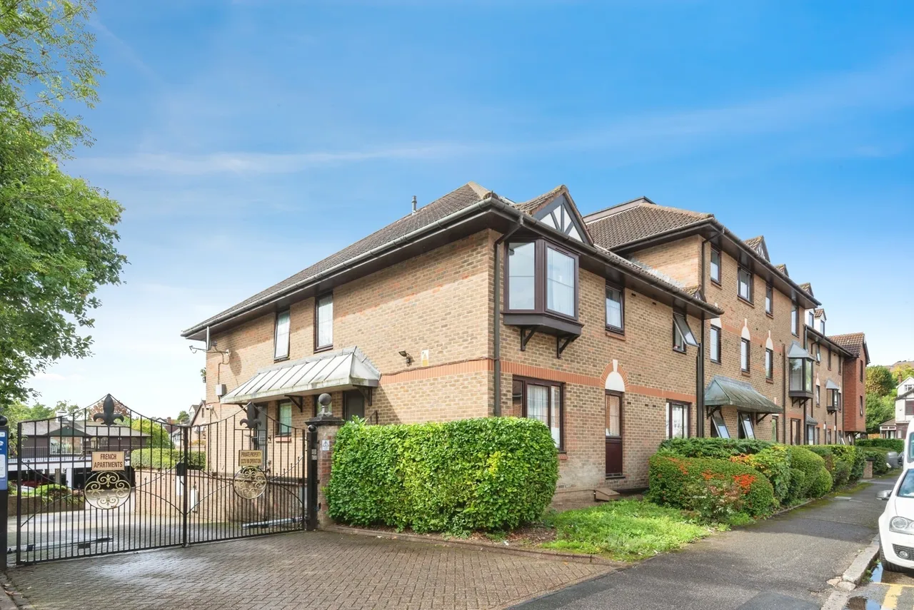 Lansdowne Road, Purley, CR8, photo 17