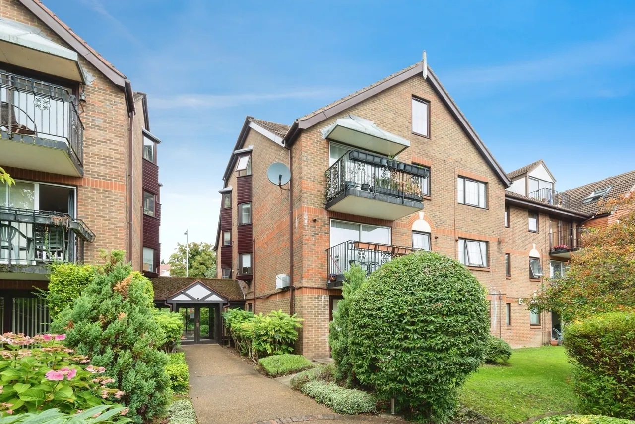 2 bed flat for sale — Lansdowne Road, Purley, CR8