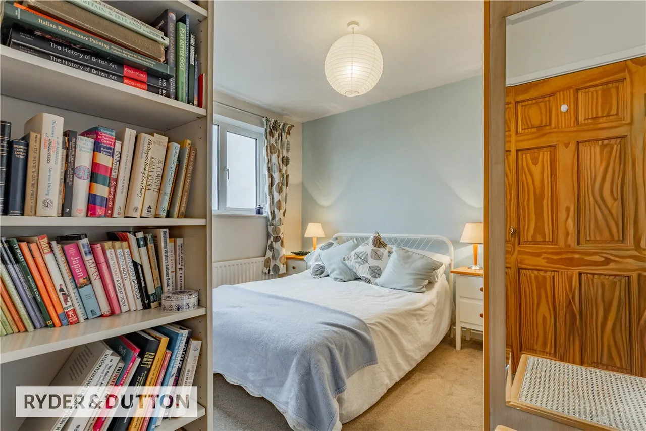 Betjeman Place, Shaw, OL2, photo 15