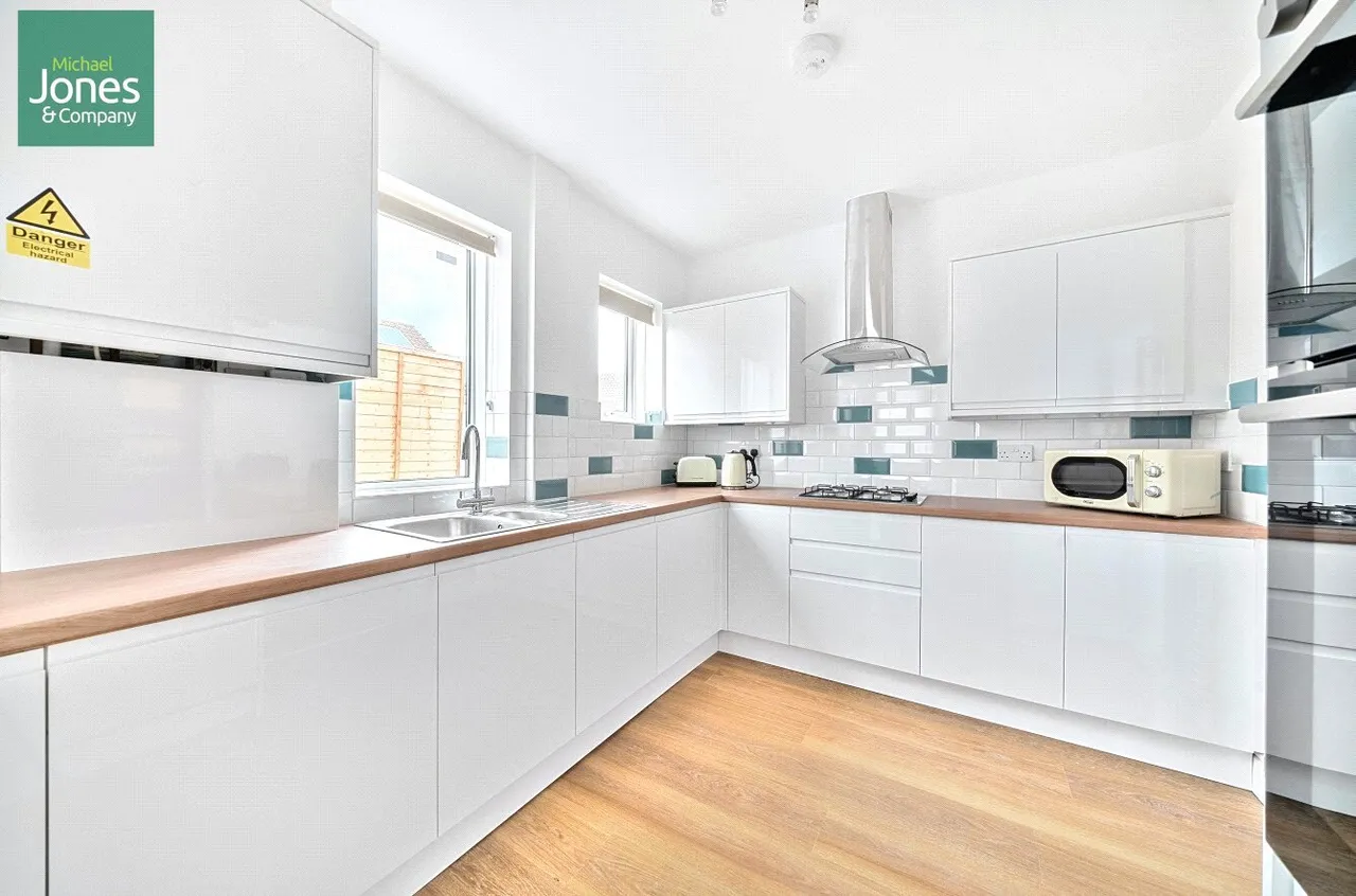 Upper Brighton Road, Sompting, BN15, photo 2