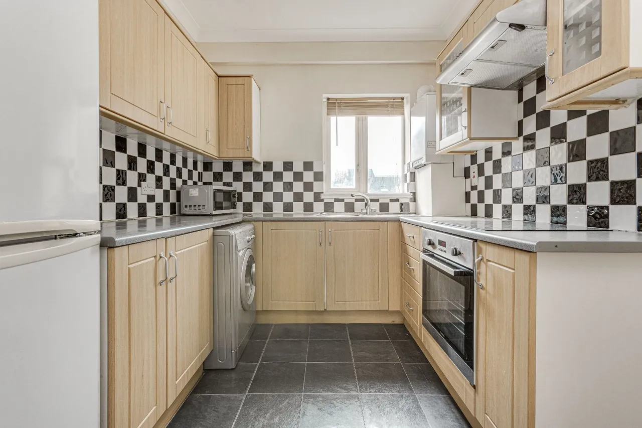 Falcon Road, London, SW11, photo 4