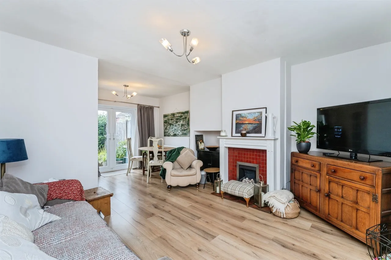 Peckforton Way, Upton, CH2, photo 2