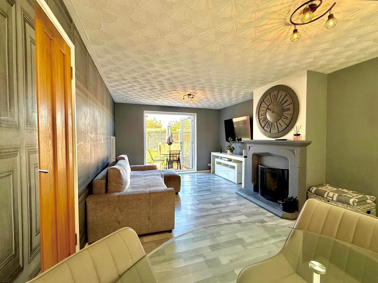 Shaftesbury Avenue, Swindon, Wiltshire, SN3 2AB, photo 7