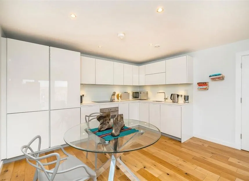 Bramah Road, Oval, SW9, photo 3