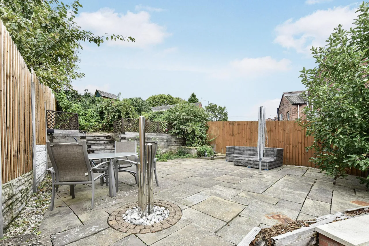 Ewers Road, Kimberworth, S61, photo 22
