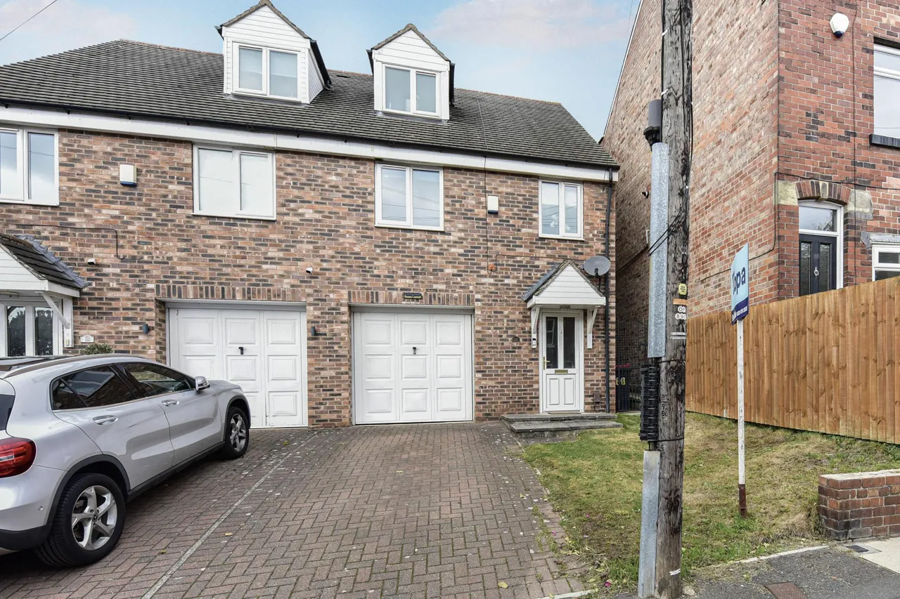 Ewers Road, Kimberworth, S61, photo 23