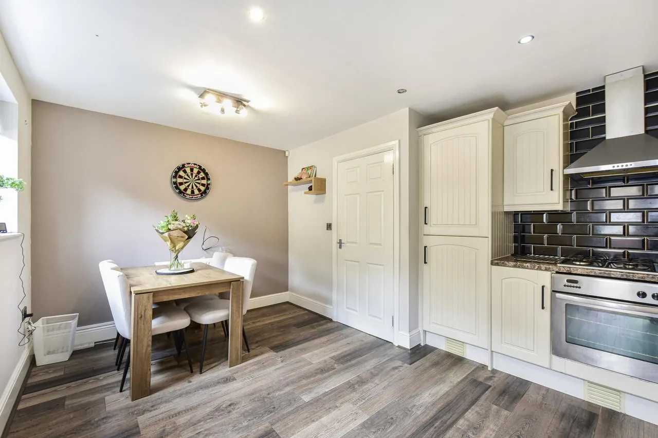 Ewers Road, Kimberworth, S61, photo 5
