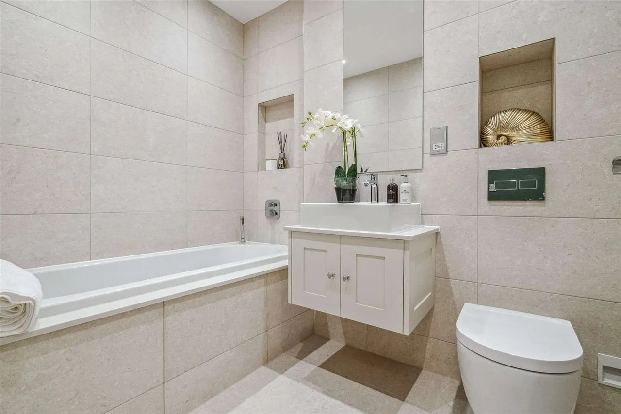 The Radford, Dene Road, Northwood, Middlesex, HA6 2BX, photo 11