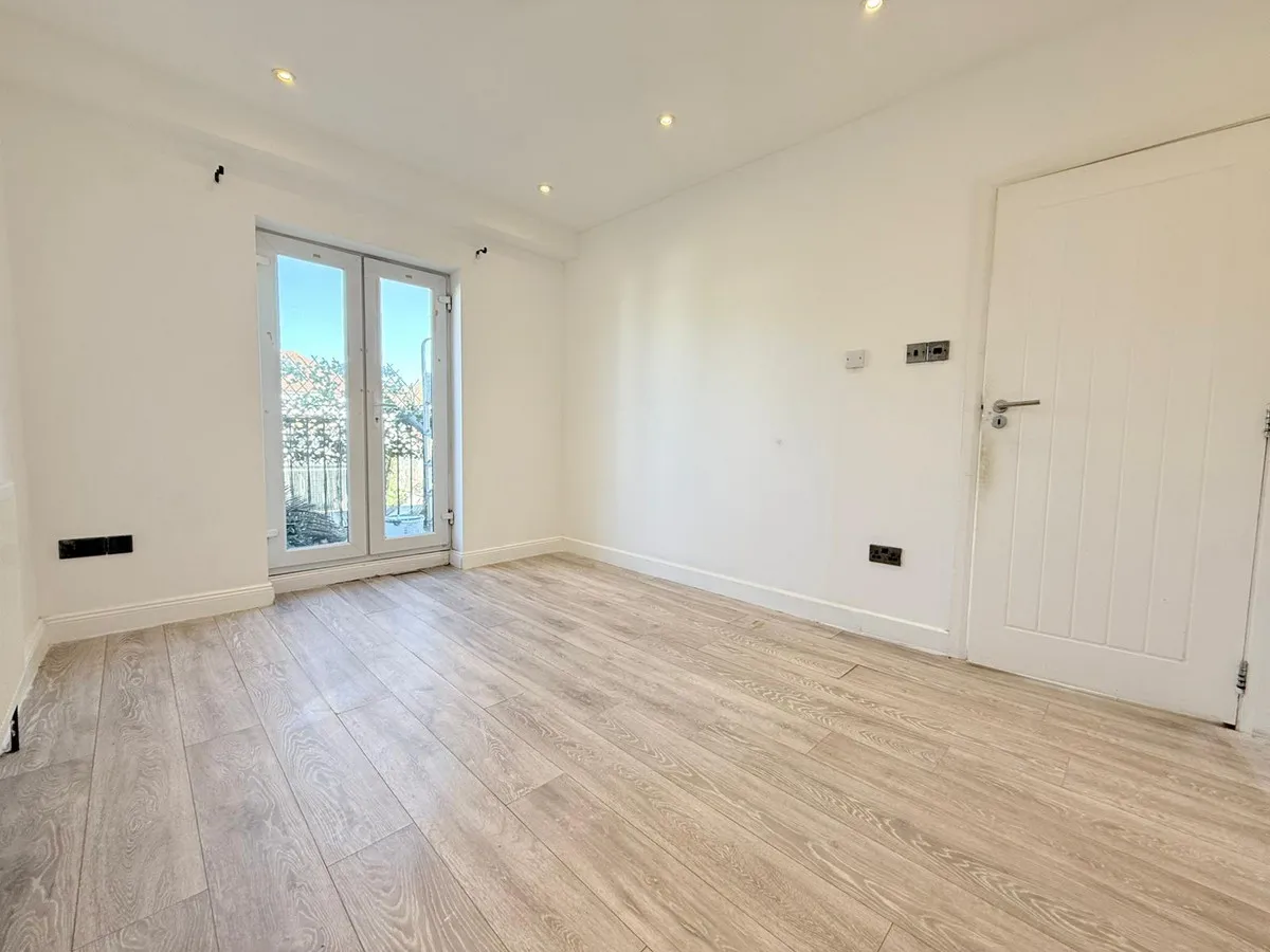 5 bed house to rent, Hermitage Way, Stanmore, HA7