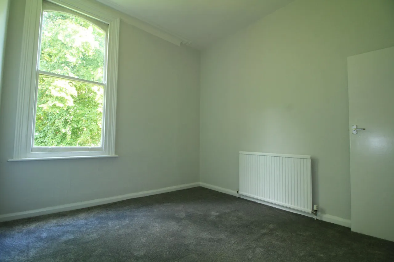 Waterloo Crescent, Nottingham, NG7, photo 5