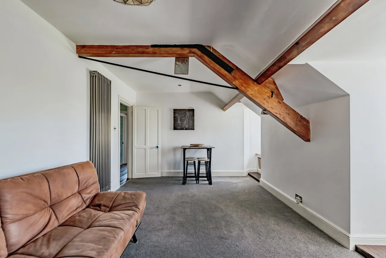 Eastbourne Road, Godstone, RH9, photo 7