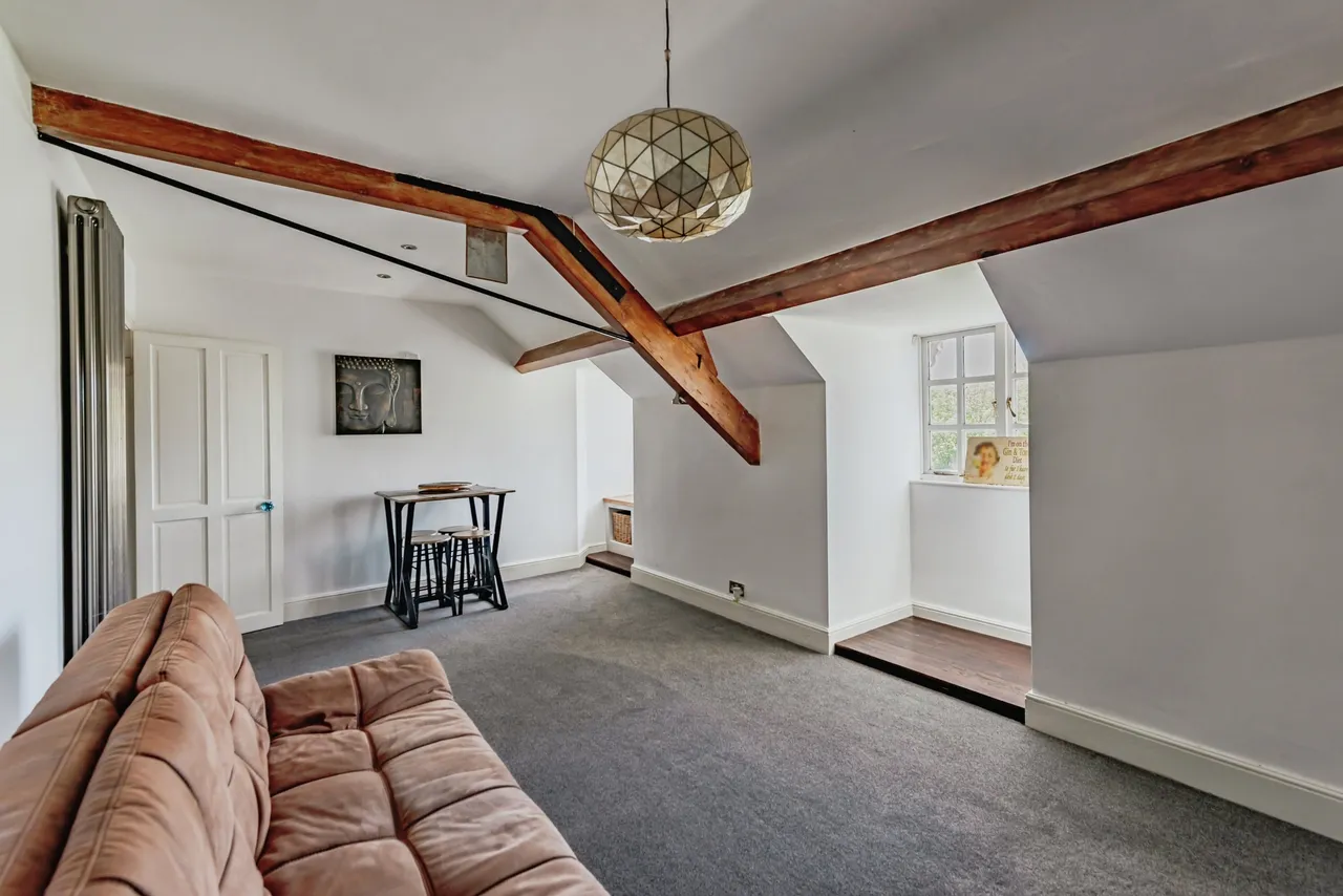 Eastbourne Road, Godstone, RH9, photo 6