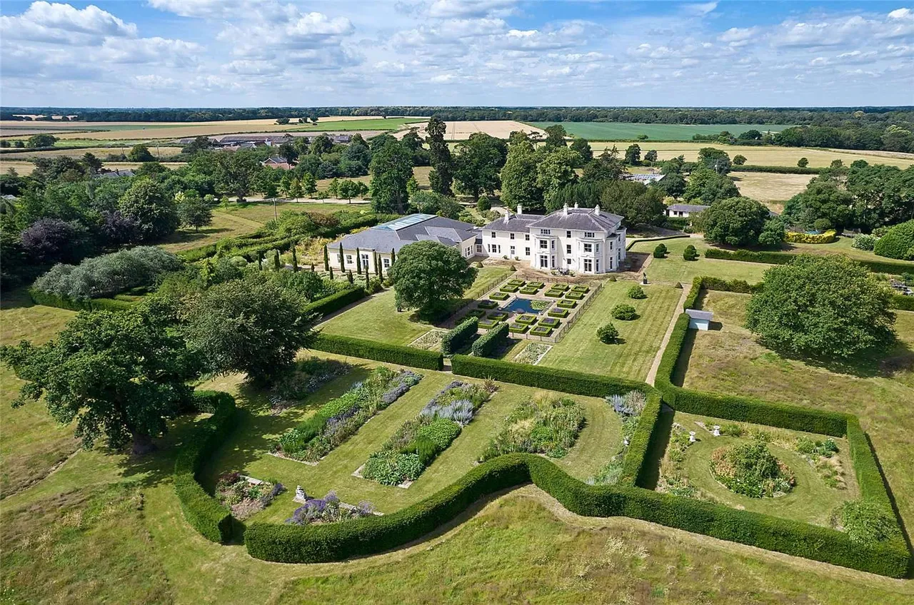 7 bed house for sale — The Street, Freston, Ipswich, IP9 1AF