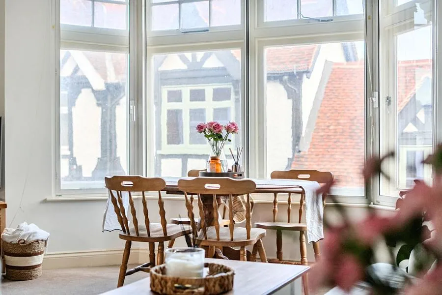 High Street, Wargrave, RG10, photo 10