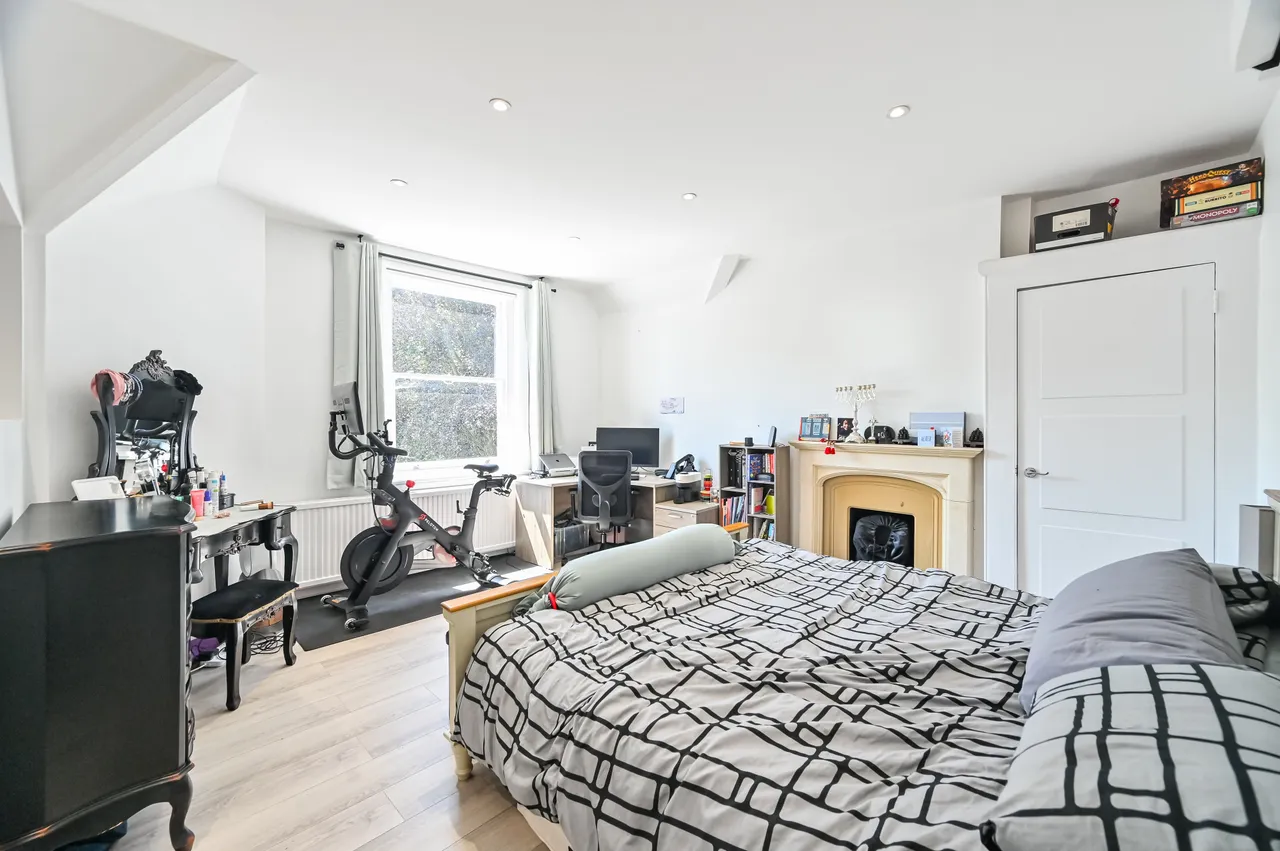 Flat 3a, 28 Shepherds Hill, London, photo 10