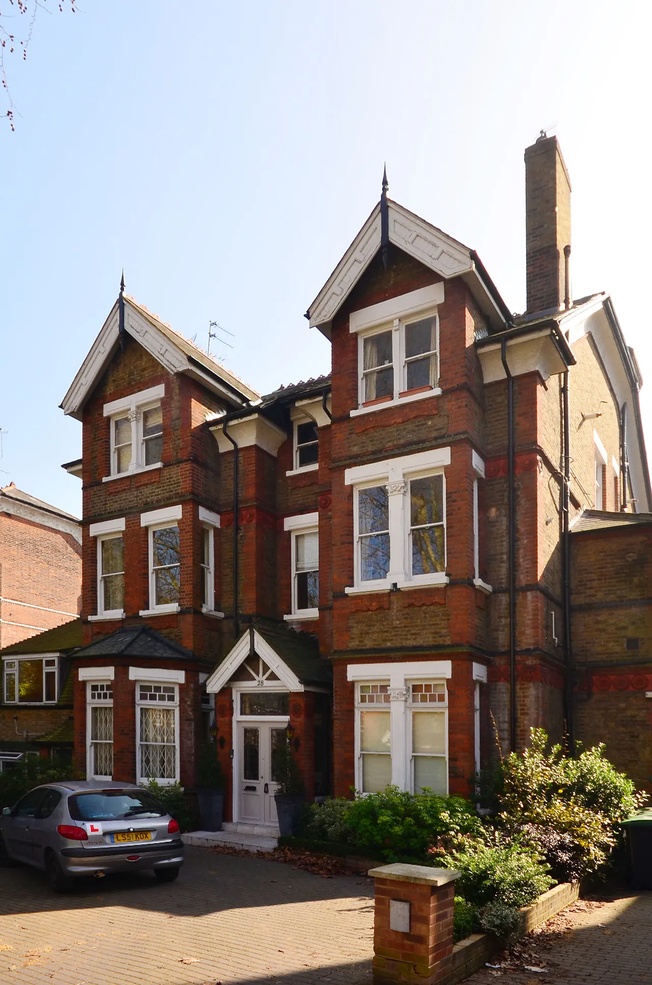 Flat 3a, 28 Shepherds Hill, London, photo 9