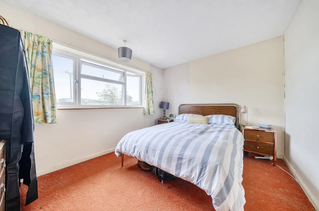 St. Michaels Crescent, Forden, photo 7