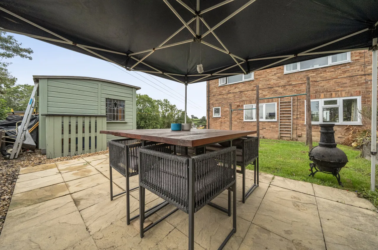 St. Michaels Crescent, Forden, photo 18