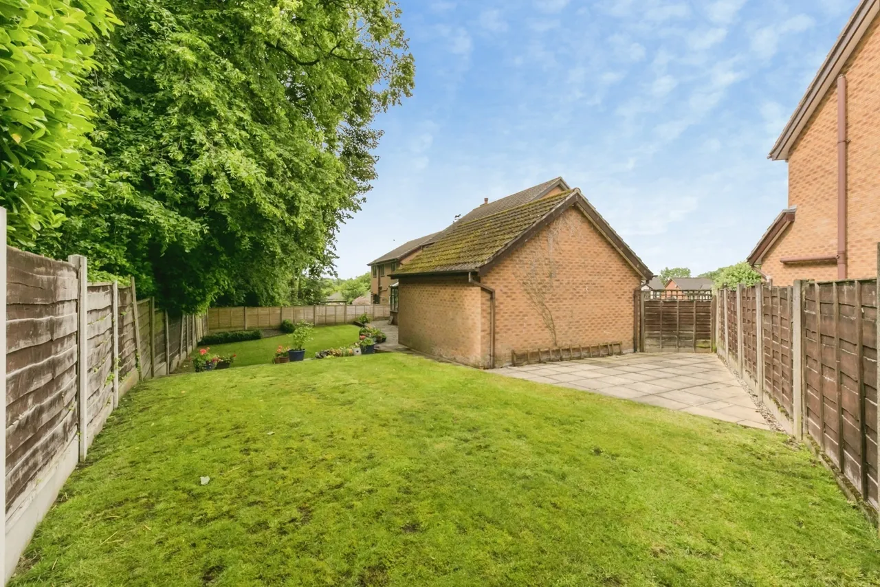 Cheveley Close, MACCLESFIELD, Cheshire, SK10, photo 16