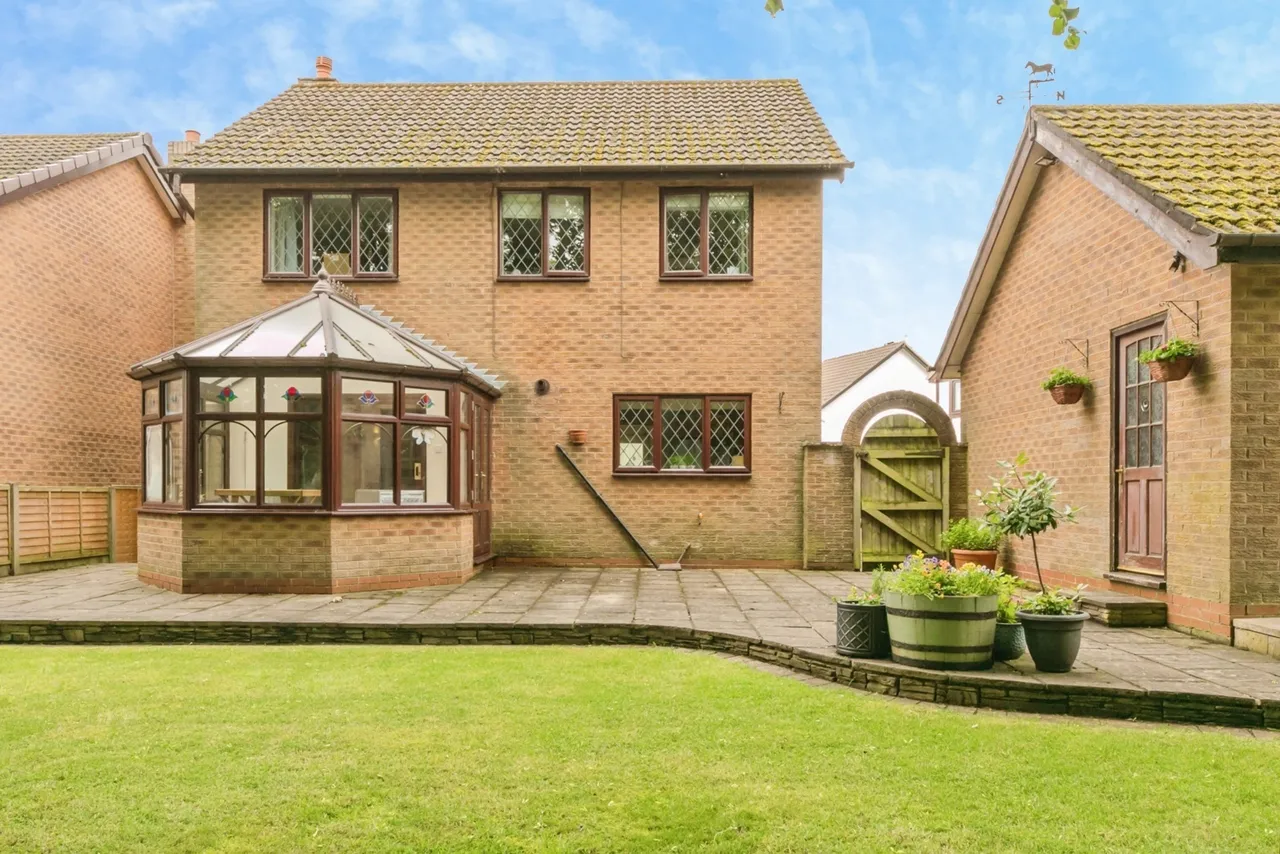 Cheveley Close, MACCLESFIELD, Cheshire, SK10, photo 15