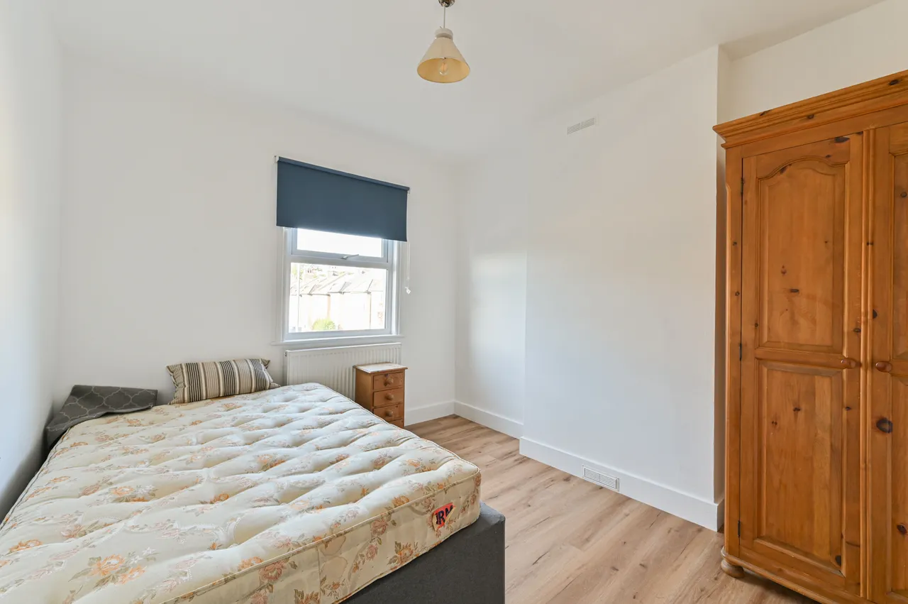 London, SW17, photo 6