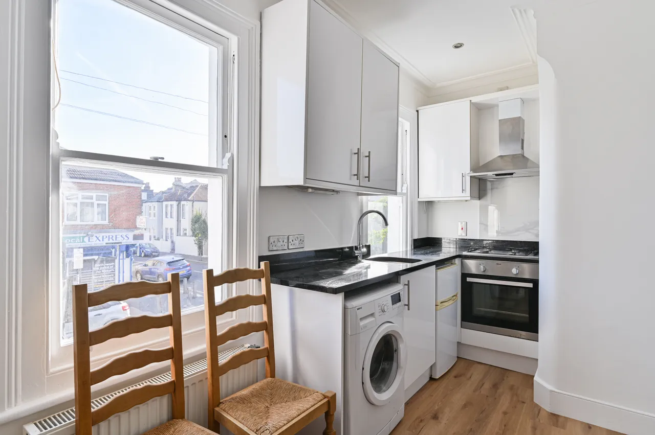 London, SW17, photo 16