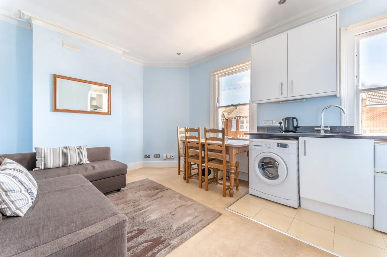 London, SW17, photo 14