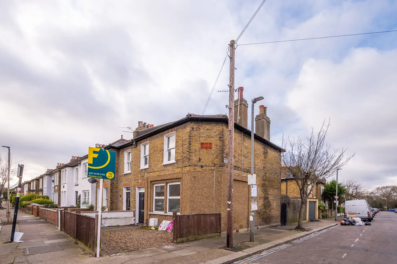 London, SW17, photo 13
