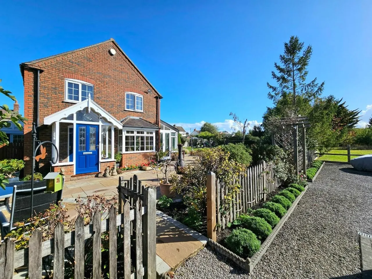 Middle Street, Eastington, GL10, photo 27